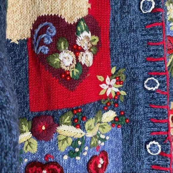 Vintage Valentine Love Cotton Cottagecore Grandma Embroidered Sweater Cardigan - Picture 5 of 12